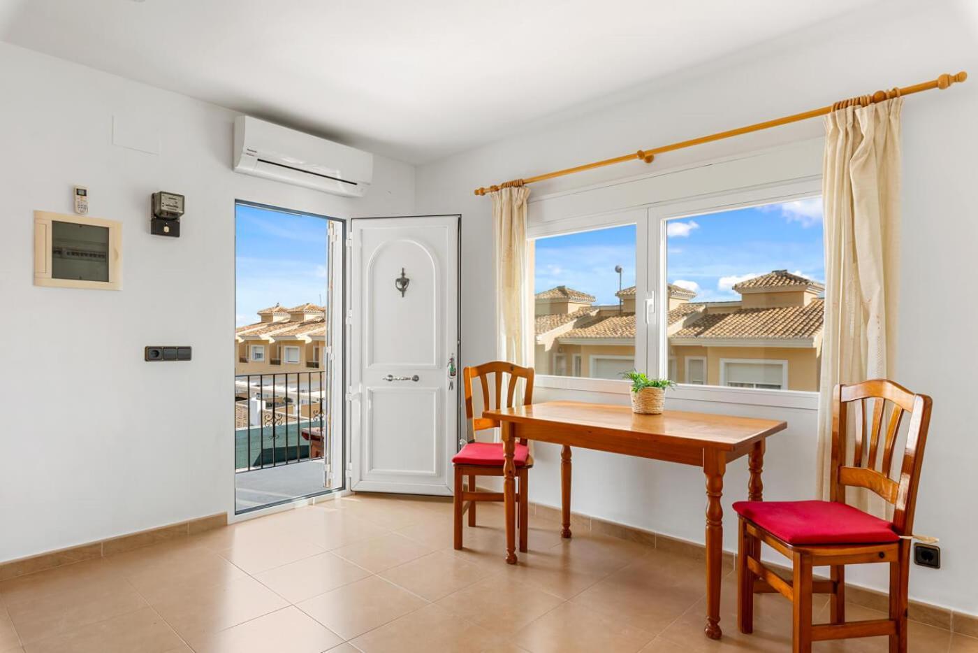 Villa Mercedes - Plusholidays Κάλπε Εξωτερικό φωτογραφία